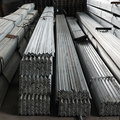 Capa galvanizada laminada en caliente del cinc del perfil del acero de barra de ángulo con el grado AISI 6m m