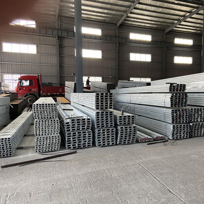 El canal de C galvanizó el material largo de acero del perfil 80*43*5m m Q235 Q345 del haz en U