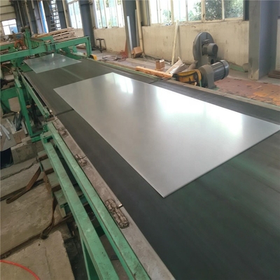 270g/M2 Q235 galvanizó la hoja de acero ninguna placa prepintada laminada en caliente de las lentejuelas
