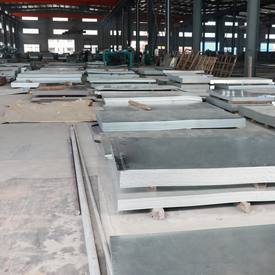 El cinc del metal galvanizó la hoja DC51D+Z 2500m m de la placa de acero