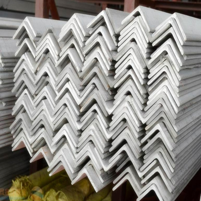 Superficie de acero inoxidable de los VAGOS del indicador 2B del perfil 20 de la barra de ángulo de ASTM
