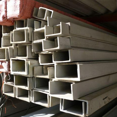 Perfil de acero para el perfil de acero inoxidable laminado en caliente de la sección 201 202 304 C del canal estampado en frío de los edificios