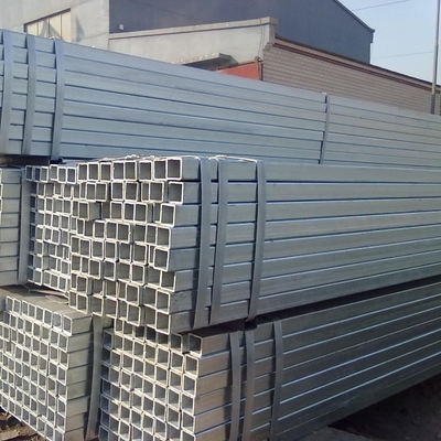 La inmersión caliente Q345 galvanizó el tubo de acero galón del cuadrado de la sección 100x100 de la caja
