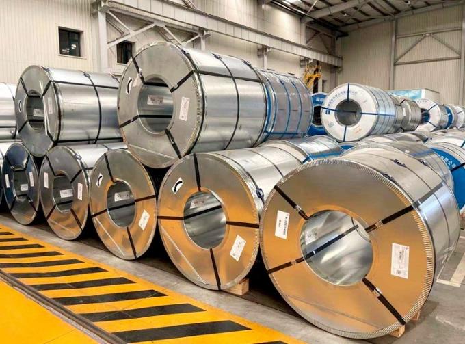 Precio de acero galvanizado directo de la bobina de la fábrica y cubrir con cinc la bobina de acero galvanizada revestida de la tira